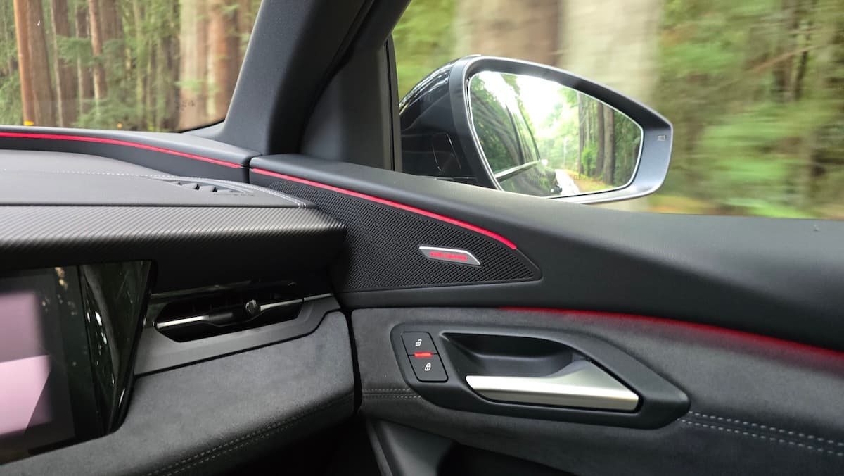 2025 Audi Q6 e-tron First Drive: This Porsche-Inflected SUV is Audi’s Best EV Yet 14 2025 Audi Qs6 E-Tron Interior Details