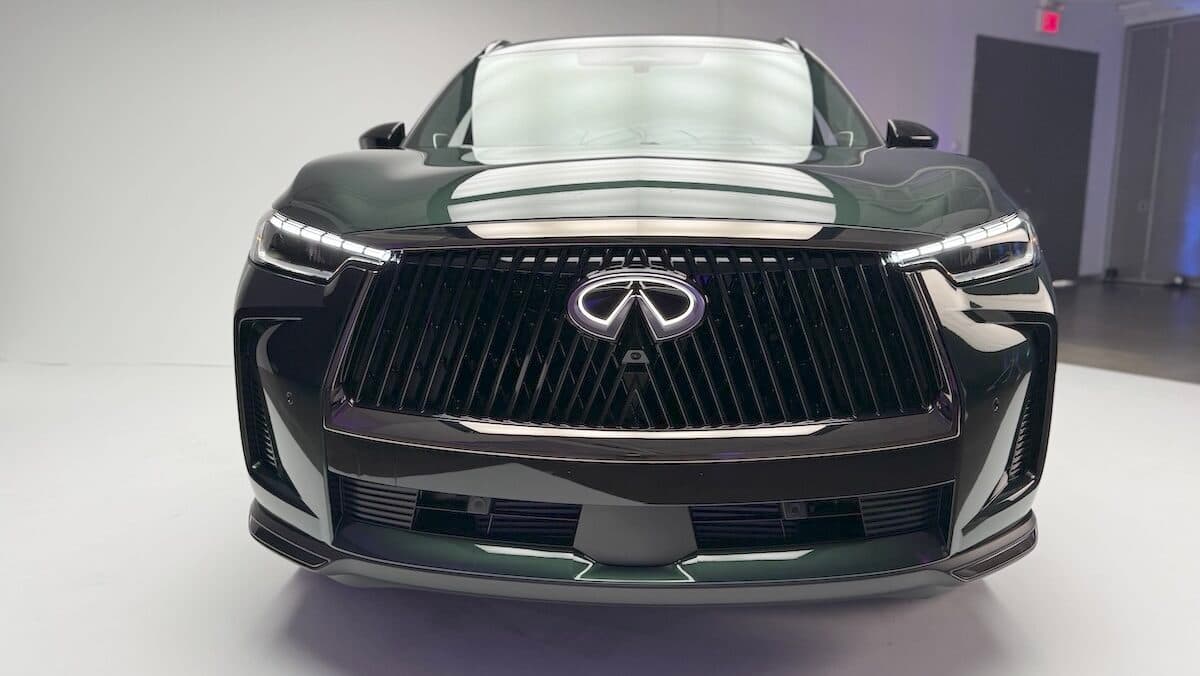 Go Home Chrome: Blacked Out Car Accents Deliver Chic, Stealth Luxury 9 The 2026 Infiniti Qx60