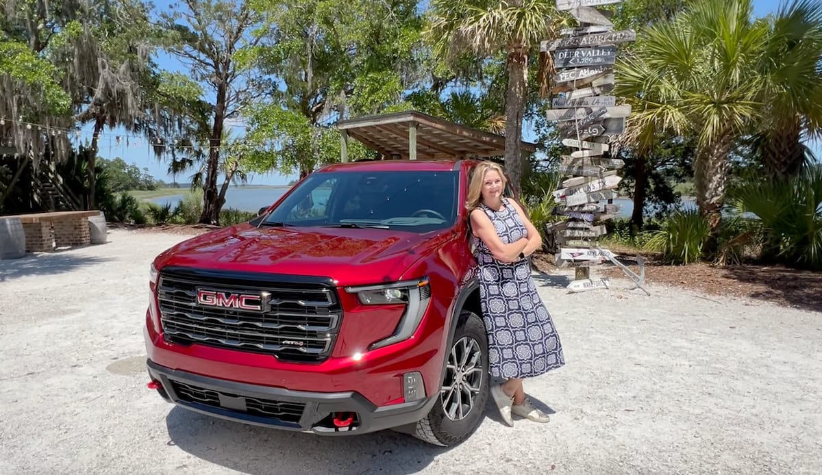2024 GMC Acadia featured image