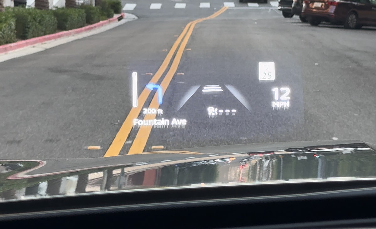 The 2025 Mitsubishi Outlander: More Premium Details But Still The Most Affordable 3-Row SUV 6 Head Up Display In The 2025 Mitsubishi Outlander