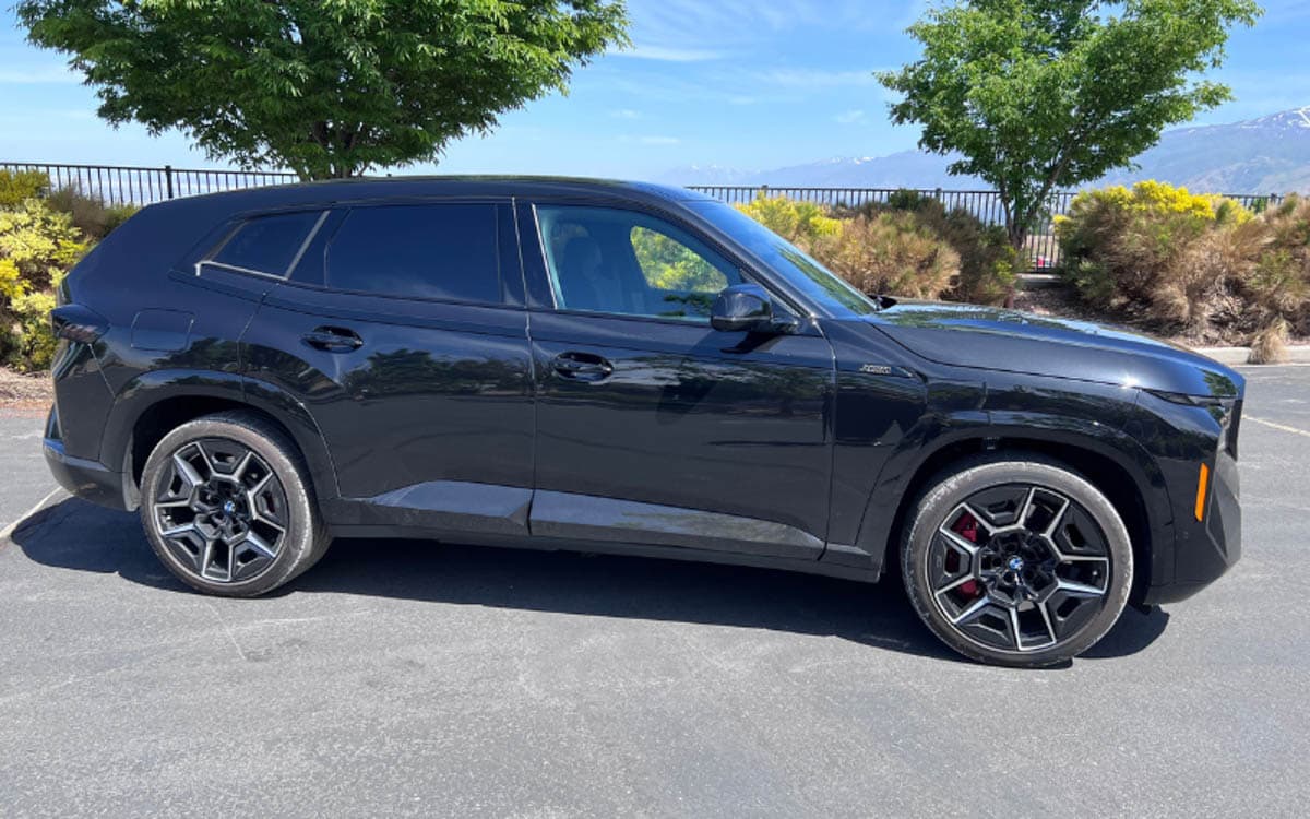 The Xm Is Bmw'S First Plug-In Electric Hybrid Suv. Photo: Allison Bell