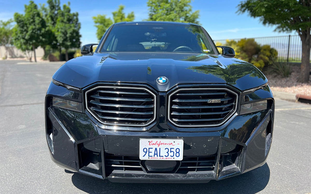 2023 BMW XM: A Swanky Batcave of a Car, er, Plug-in Electric Hybrid SUV 7 The Kidney Grille Is A Little Polarizing But I Think It Looks Pretty Good On The Bmw Xm. Photo: Allison Bell