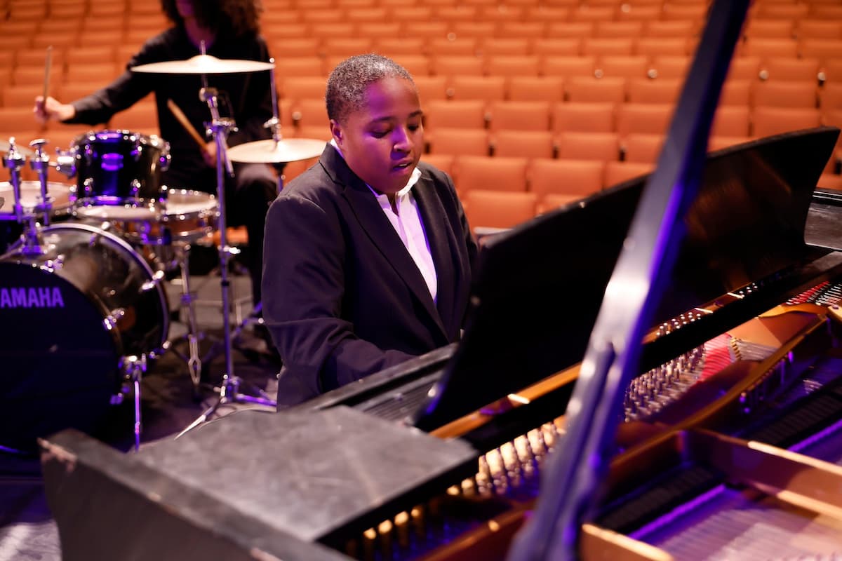 The Genesis Inspiration Foundation Donation To Exploring The Arts Programs