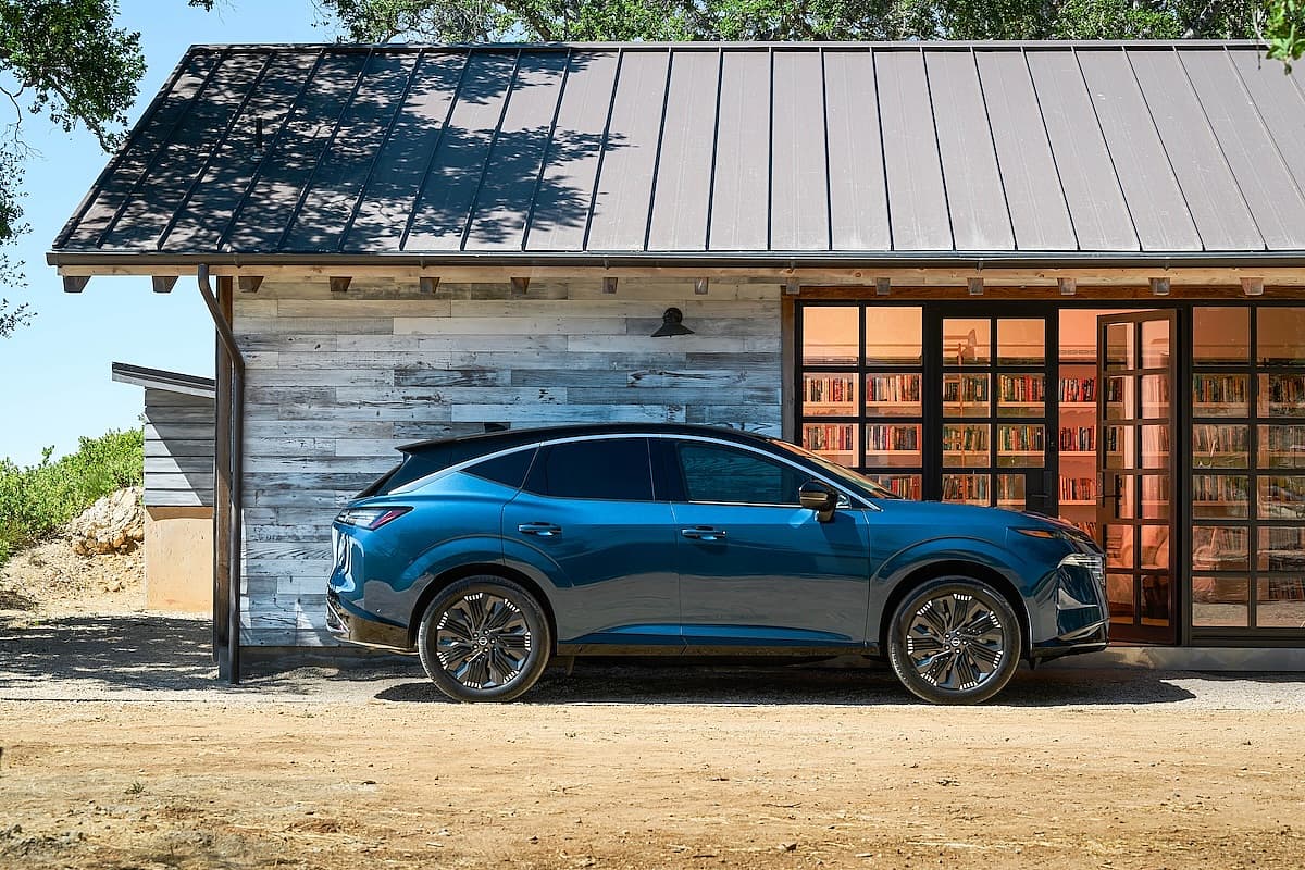 A Girls Guide To Cars | The 2025 Nissan Murano Aims To Be Zen On The Road - 2025 Nissan Murano Featured Image