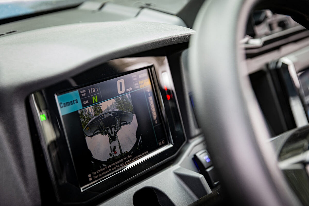 The Main Screen On The 2025 Kawasaki Ridge Crew