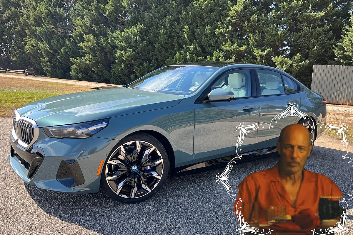 Greg/Gary Bmw 5 Series White Lotus Season 3