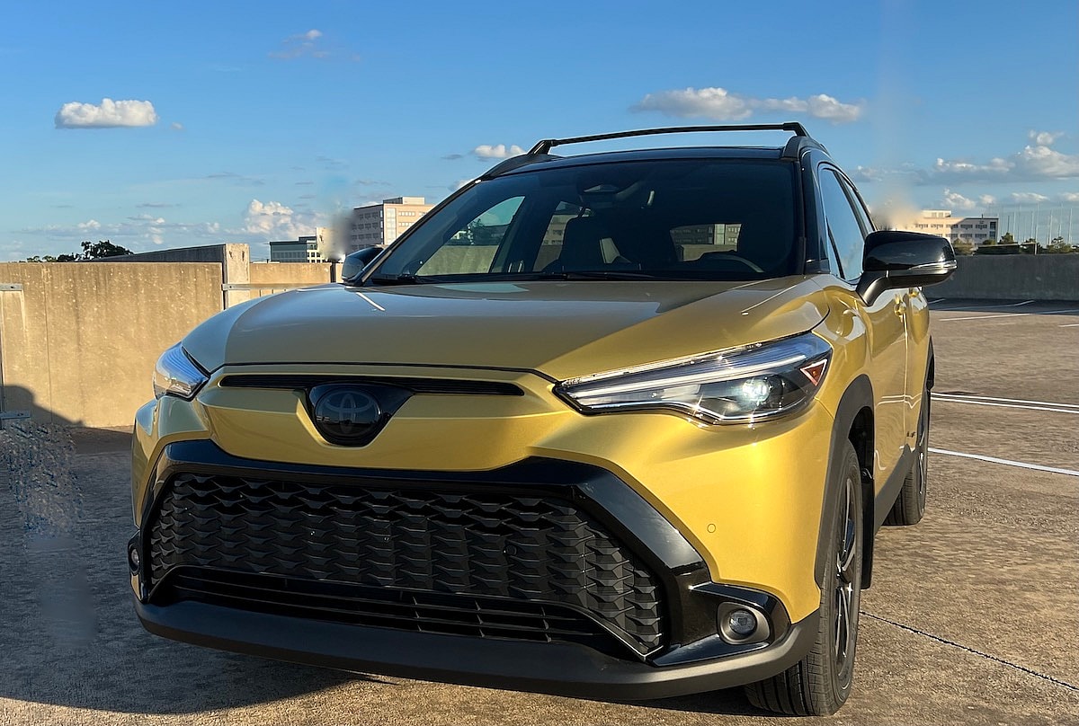 Subaru Crosstrek vs. Toyota Corolla Cross: Which Cute, Reliable Compact SUV is Right For You? 3 2023 Toyota Corolla Cross Hybrid Compact Suv