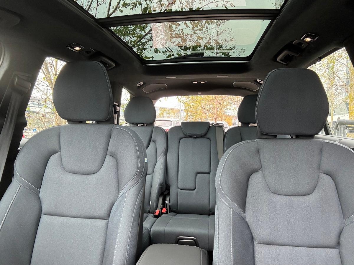 2025 Volvo XC90 First Drive: Tech Updates Make This Luxe SUV Even Better On the Road 6 The Cardamom Interior In The 2025 Volvo Xc90