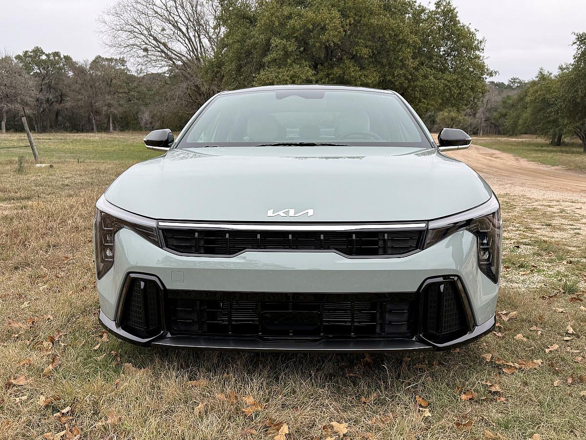 The Exterior Design Of The 2024 Kia K4 Gt-Line