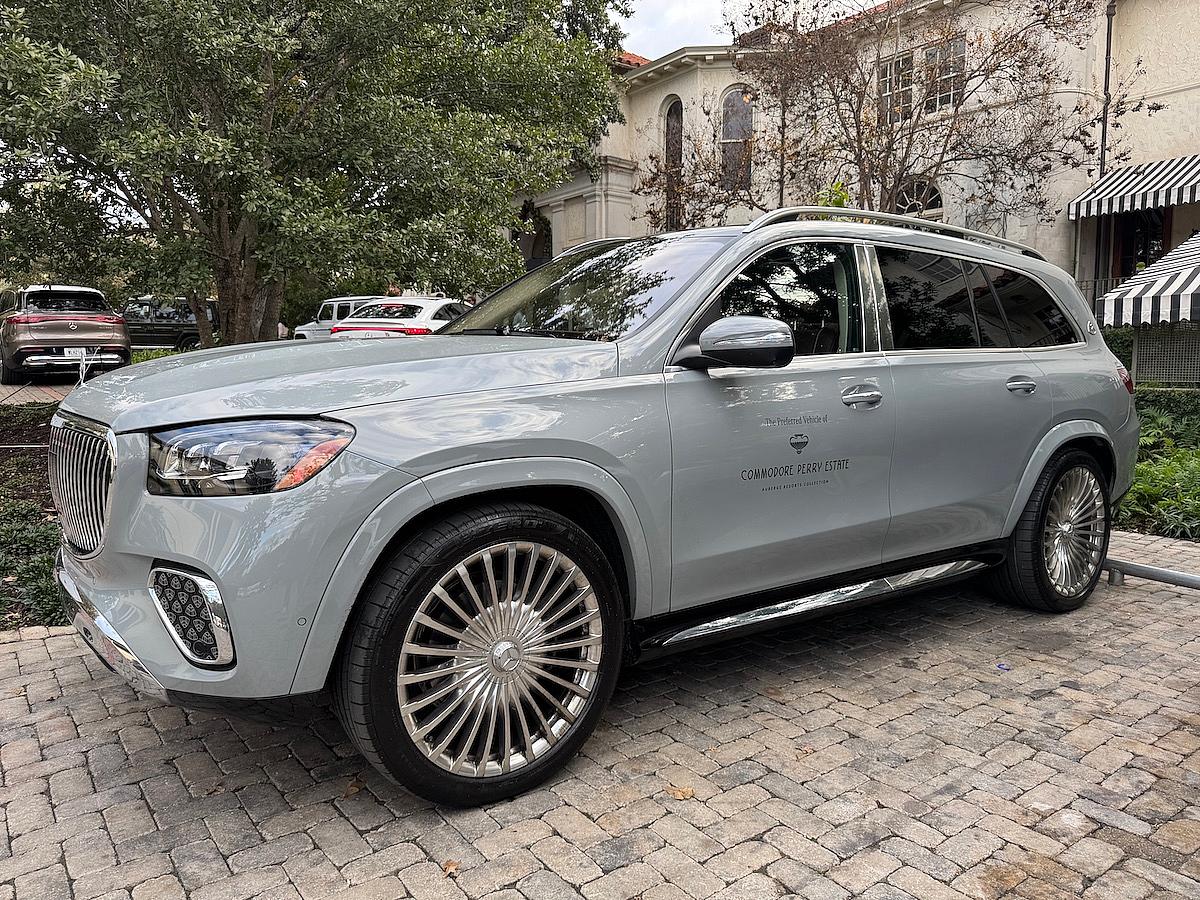 This Mercedes-Benz Shopping Experience is Simply Epic. Say Good-bye, *Typical* Test Drive 6 A Mercedes-Benz Glc Is Available For Test Drives During Guests Stays