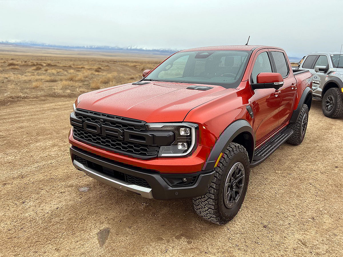 The 2024 Ford Ranger Raptor: When a Pickup Truck is Meant to Make You Feel Alive 4 Ford Ranger Raptor