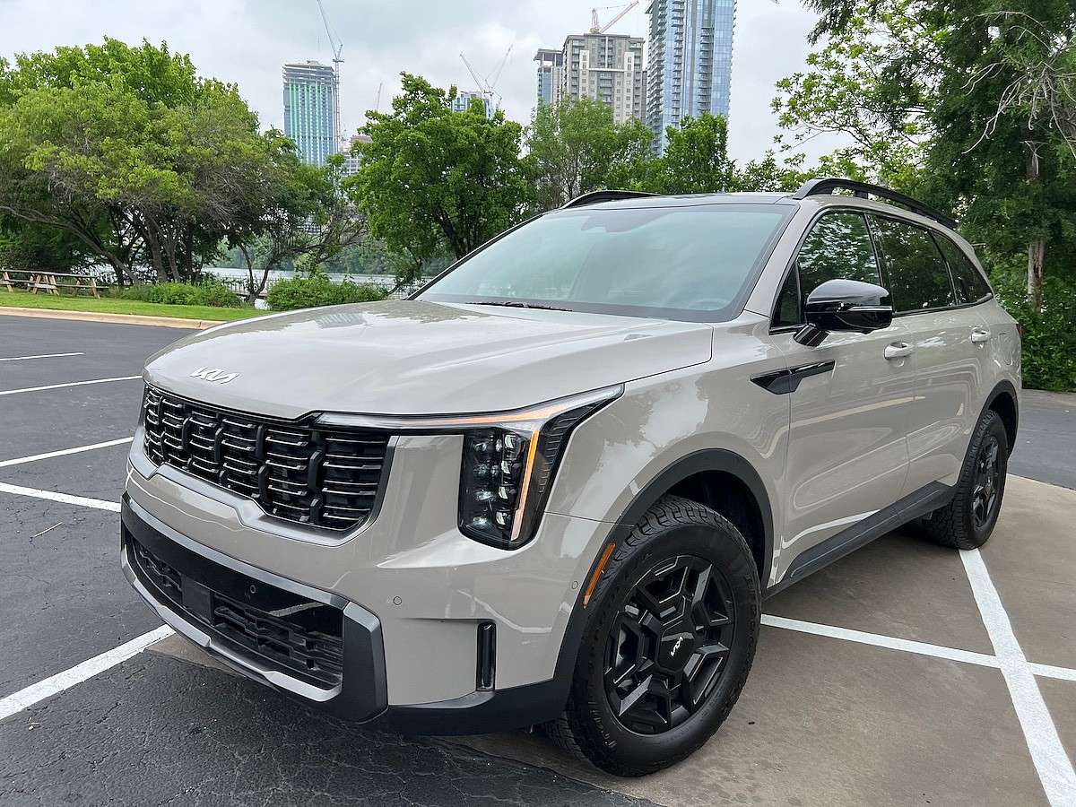 The Front End Of The Kia Sorento X-Pro Looks Even More Telluride Like