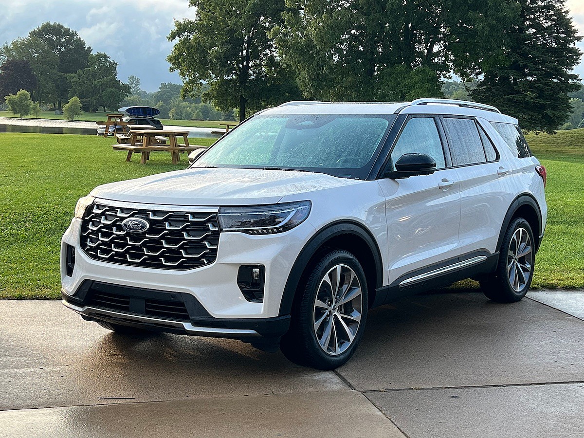 The 2025 Ford Explorer Most Affordable 3 Row Suvs