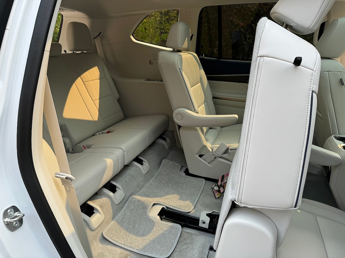 2025 Buick Enclave First Drive: This Modern, Elegant 3-row SUV Is All That, and More 9 Access To The 3Rd Row In The 2025 Buick Enclave