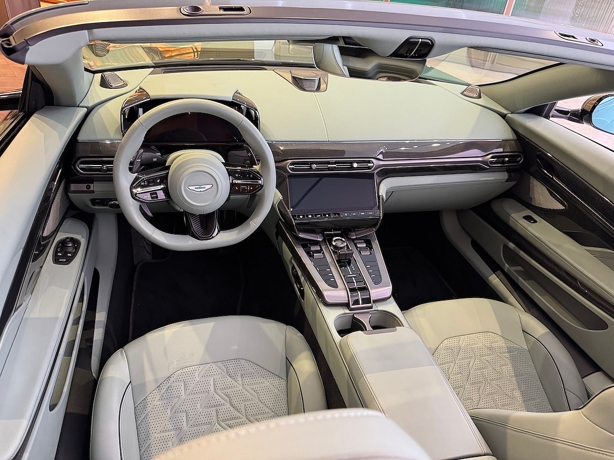 The New Aston Martin Vanquish Volante is the Most Powerful, and Perhaps Most Exclusive, Ragtop on the Road 4 The Interior Of The Aston Martin Vanquish Volante