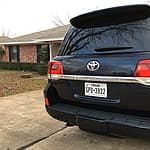 A Girls Guide To Cars | 2016 Toyota Land Cruiser Puts The Luxury In Suv - 2016 01 11 08.40.33
