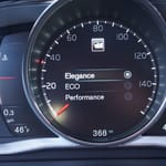 Volvo V60 Cross Country Elegance Theme