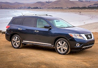 A Girls Guide To Cars | Luxury On Tap: A Quick Look At The 2013 Nissan Pathfinder - Pathfinder 2824