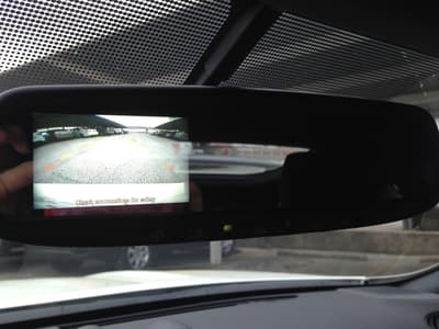  Brilliant Detail: The Rear View Camera Is Displayed On The Rear View Mirror; With The 370Z Nismo'S Blind Spots, The Rear View Camera Is An Important Feature