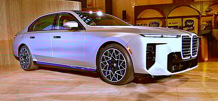 The Low Profile Of The Bmw 7 Series Neue Klasse