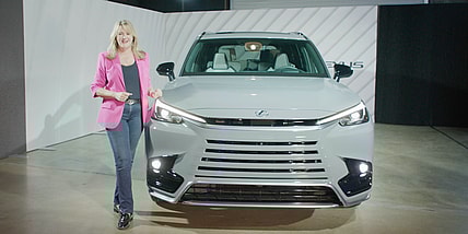 2024 Lexus Tx 3-Row Suv. Photo: Scotty Reiss