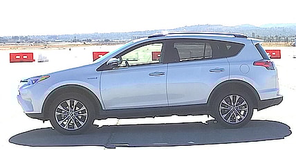 A Girls Guide To Cars | 2016 Toyota Rav4 Hybrid: A Popular Suv Revamped For Mpg And Luxury - 2016 Rav4