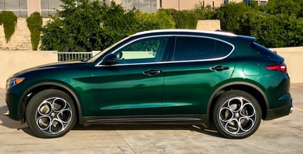 Alfa Romeo Stelvio Green