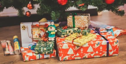 A Girls Guide To Cars | The 10 Best Gifts For Anyone Who Owns A Car - Feature