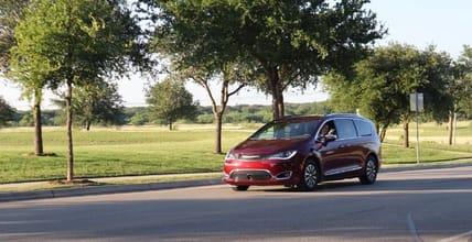 Chrysler Pacifica Hybrid: 8 Reasons to Love It 8 Chrysler Pacifica Hybrid Minican