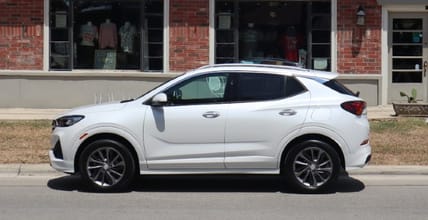 USED: The 2021 Buick Encore, Your City-Ready Luxury SUV 2 2021 Buick Encore