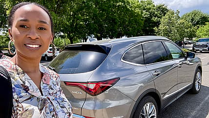 Kim S Standing With Her 2024 Acura Mdx She Leased Through Leasehackr