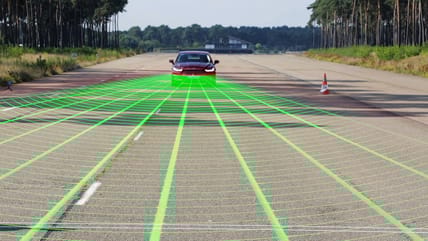 A Girls Guide To Cars | Advanced Safety Feature: Ford Pre-Collision Assist - Fordmondeo Pedestriandetection 01