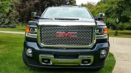 2017 Sierra Denali Front View Feature