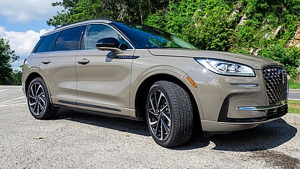 The Front Quarter Of The 2025 Lincoln Corsair Phev
