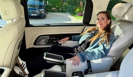 Relaxing In The Mercedes-Benz Vle Luxury Electric Minivan