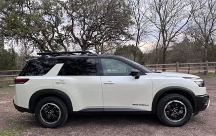 Notice The Tubular Roof Rack On The Nissan Pathfinder Rock Creek Edition