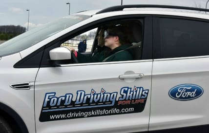 A Girls Guide To Cars | Trying Out Drunk Driving (Well, A Simulation That'S Like The Real Thing) - Sbcforddrivingskillsfeature