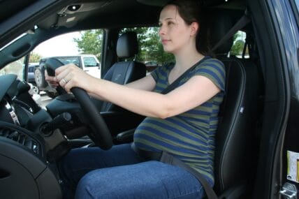 A Girls Guide To Cars | Video: You Wear A Seat Belt, But Are You Wearing It Correctly? - Seat Belt Pregnant Woman