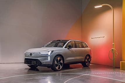 The 2025 Volvo Ex90