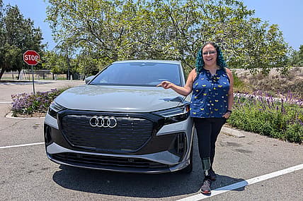 Audi Q4 E-Tron Luxury Compact Crossover Suv