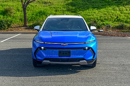 The Front End Of The 2026 Chevy Equinox Ev Lt 2