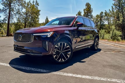 The Front End Of The Volvo Xc90 T8 Ultra Phev