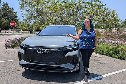 Audi Q4 E-Tron Luxury Compact Crossover Suv