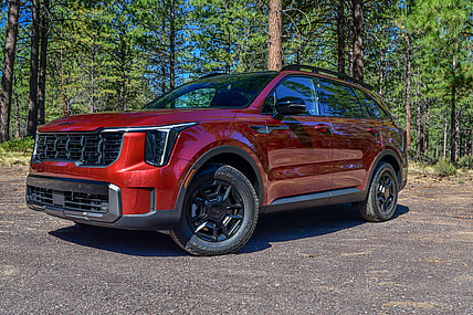 The Front End Of The 2025 Kia X-Pro Sx Prestige Awd