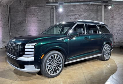 The 2026 Hyundai Palisade Goes Boxy, Hybrid and Adds Off-Road Muscle 4 The 2026 Hyundai Palisade