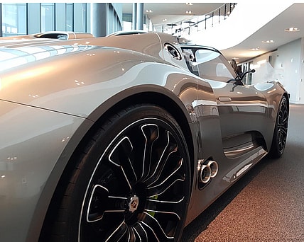 A Girls Guide To Cars | Get Your Groove On At The Porsche Experience Center - Porsche Side Copy