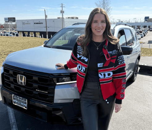 Kelly The Car Mom Will Lead New Car Tours At The New York Auto Show