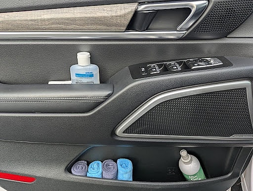 I'm a Traveling Nurse. This is How I Organize My 2022 Kia Telluride For Work and Family 6 Cleaning Supplies I Keep In The Driver'S Side Door Of My 2022 Kia Telluride