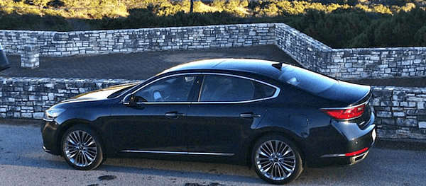 Kia Cadenza Luxury Sedan