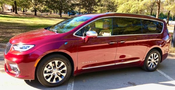 7 Favorite Vehicles From Detroit's Big 3 Car Makers for Families 2 Best Family Cars